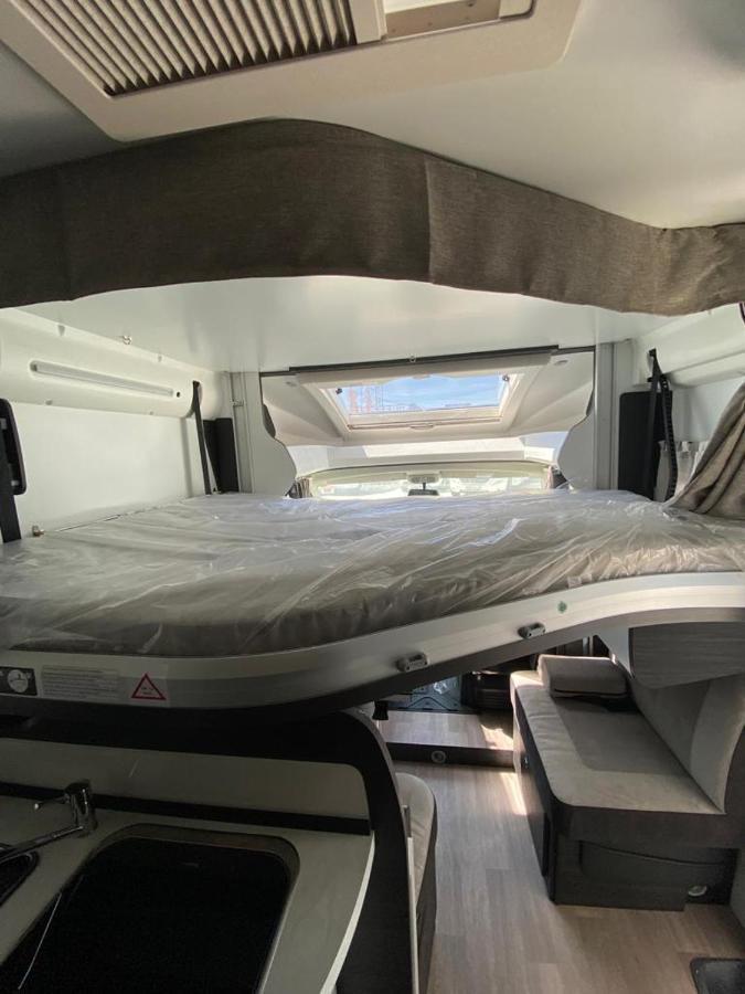 Magnifica Autocaravana Adria Matrix Axess 670Sl Granada Exterior foto